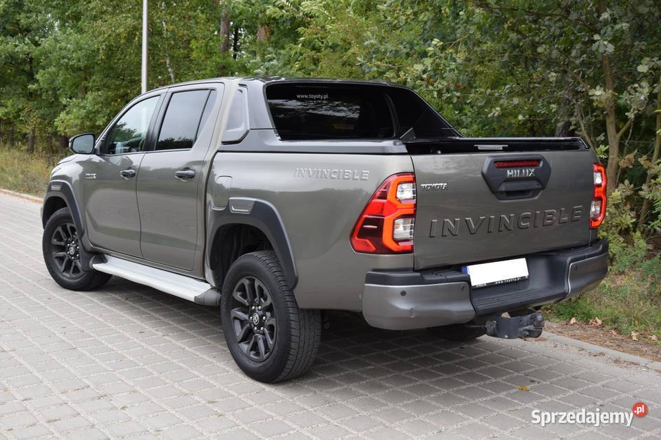 Toyota HILUX INVINCIBLE Salon Bezwypadkowa lubuskie Zielona Góra