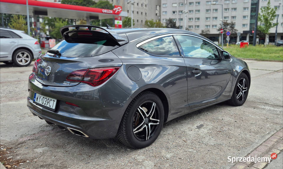 Opel Astra J 14 Turbo GTC Coupe nieuszkodzony Warszawa sprzedam