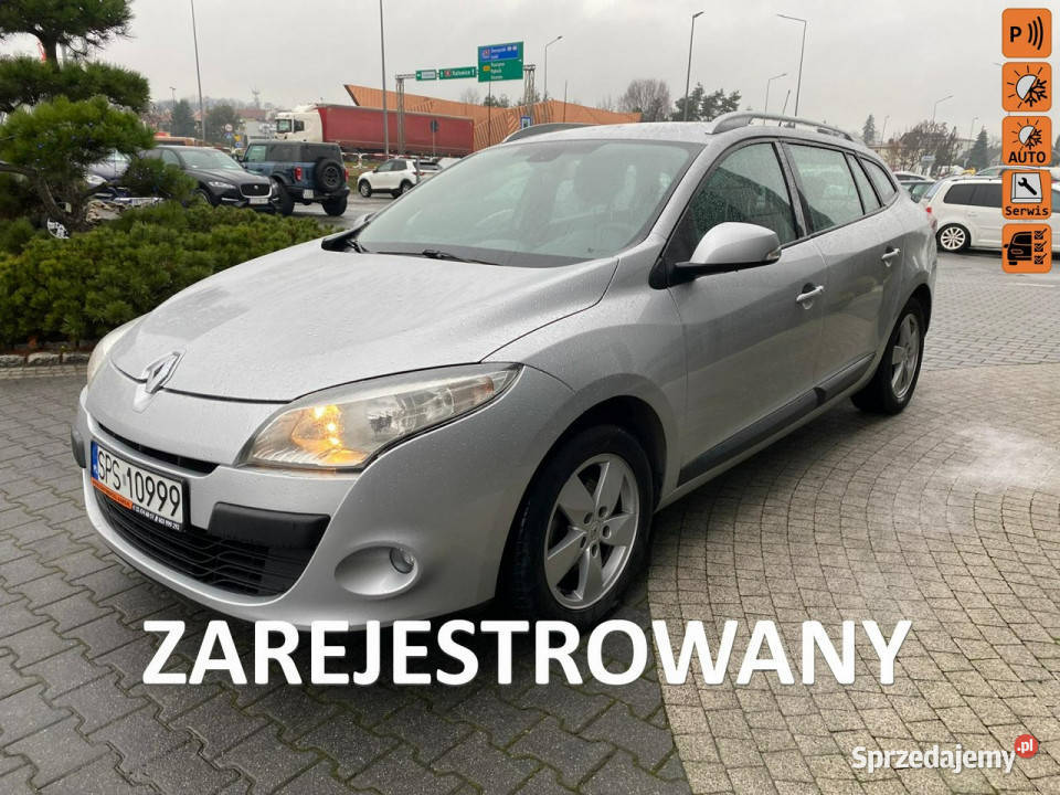 Renault Megane benzynka cz deszczu zmierzchu PDC Żory