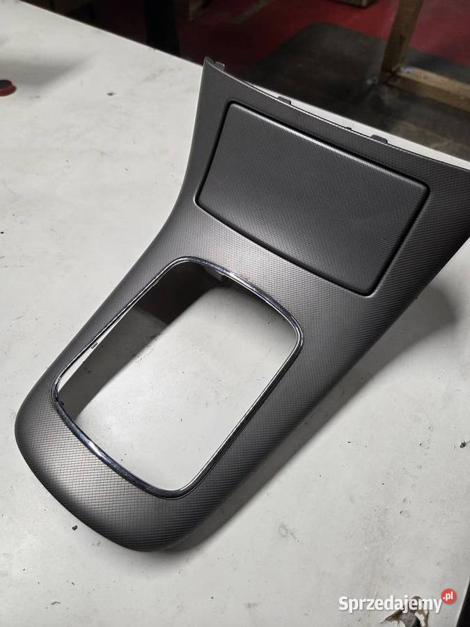 Toyota avensis t25 drzwi prawy przód Rok produkcji 2007 Zabierzów