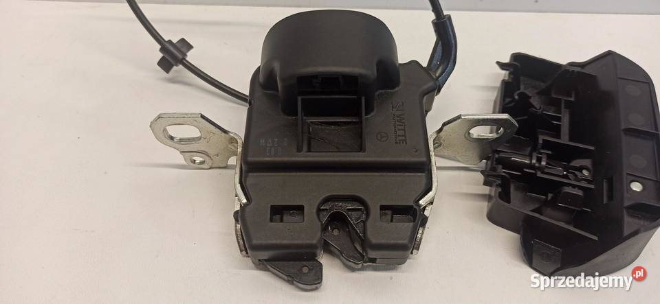MERCEDES W205 ZAMEK KANAPY PRAWY A2059205000