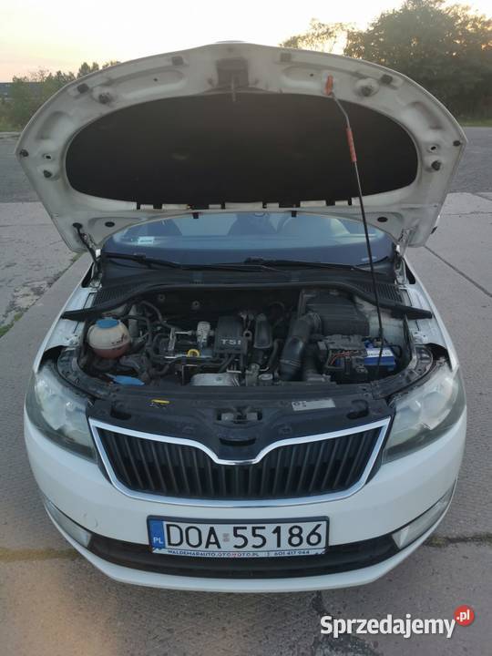 SUPER STAN SKODA RAPID 2013r 12BENZ 105 6 BIEGÓW