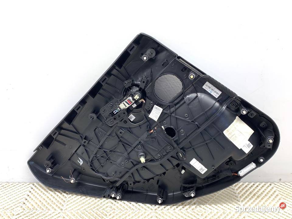 BOCZEK DRZWI PRAWY TYŁ MINI CLUBMAN F54 Kombi