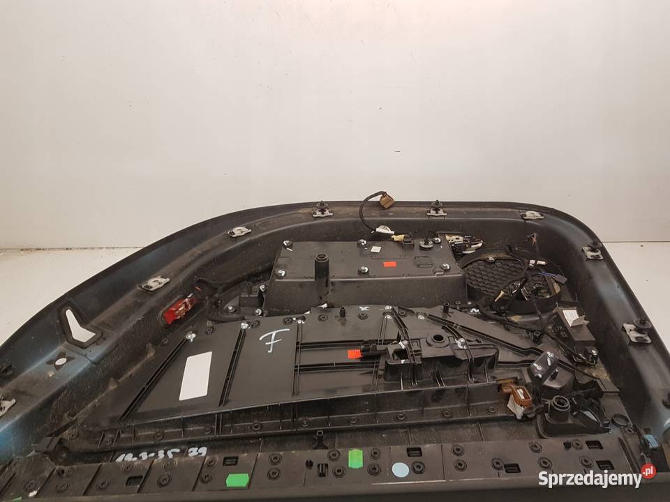 BOCZEK DRZWI LEWY TYŁ AUDI A8 D3 LIFT 4E0868065 osobowe
