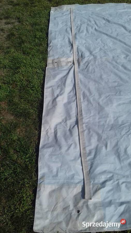 tarp Łódź