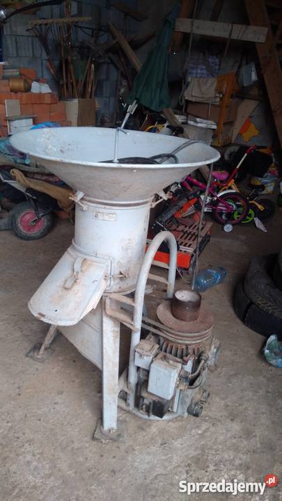 ŚRUTOWNIK Rozdrabniacz uniwersalny BĄK RU3M Kutno