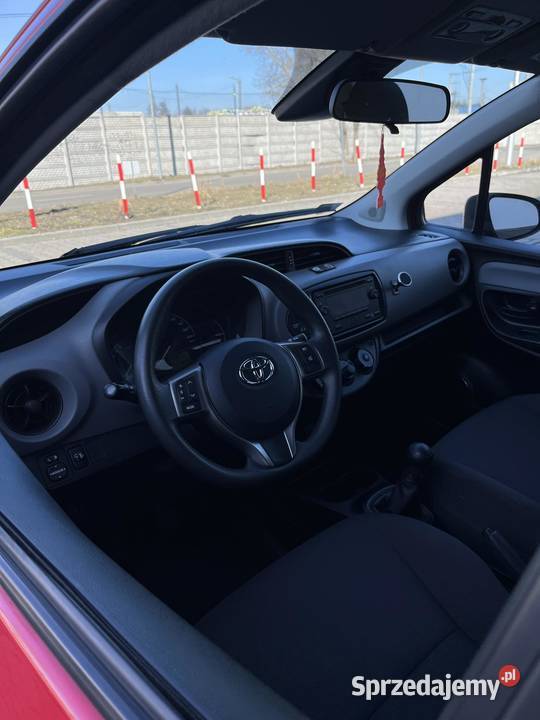 Toyota Yaris salon polska 49 przeb mazowieckie Wołomin
