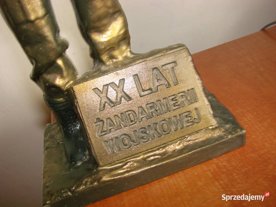 XX Lat Żandarmerii Wojskowej statuetka Pruszcz Gdański