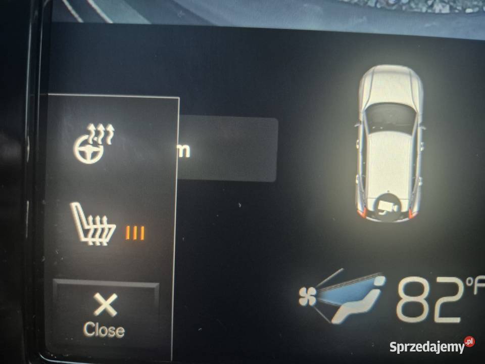 Volvo XC40 2019 20 AWD odpala i jeździ na dolnośląskie Żórawina