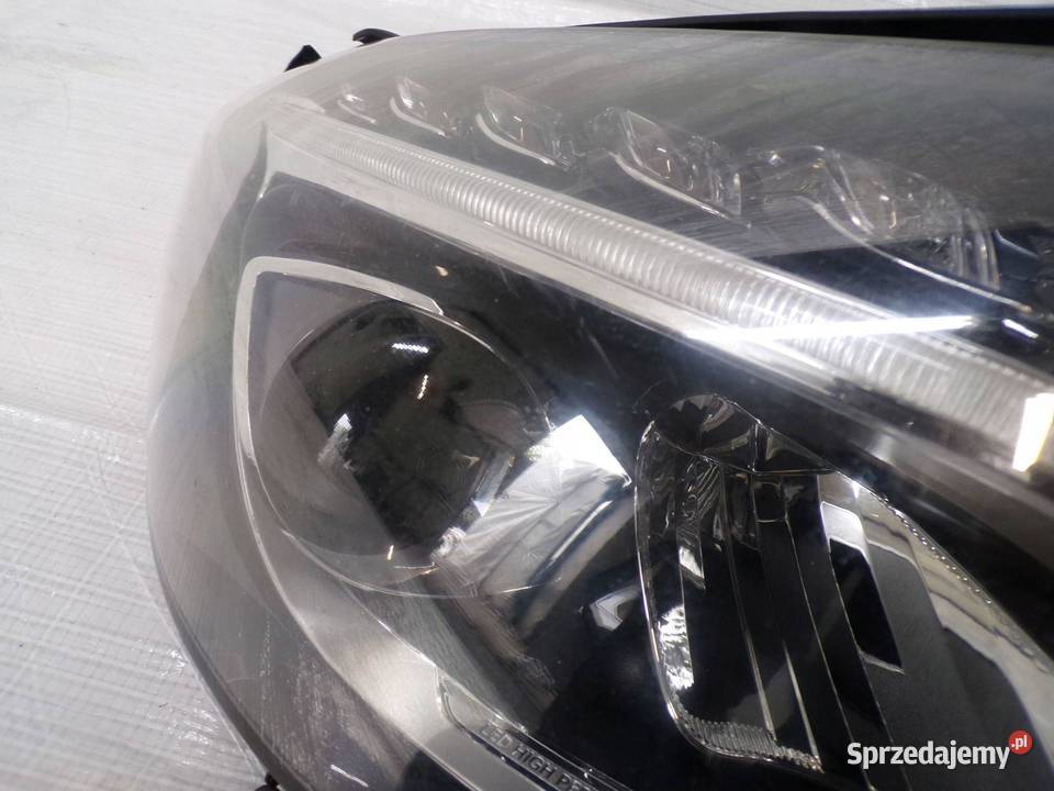 LAMPA REFLEKTOR PRAWY PRZÓD MERCEDES C W205 sprzedam