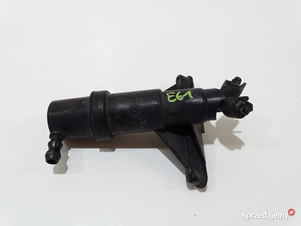DYSZA SPRYSKIWACZ LAMPY BMW E60 E61 OE 4642690 Strzyżewice