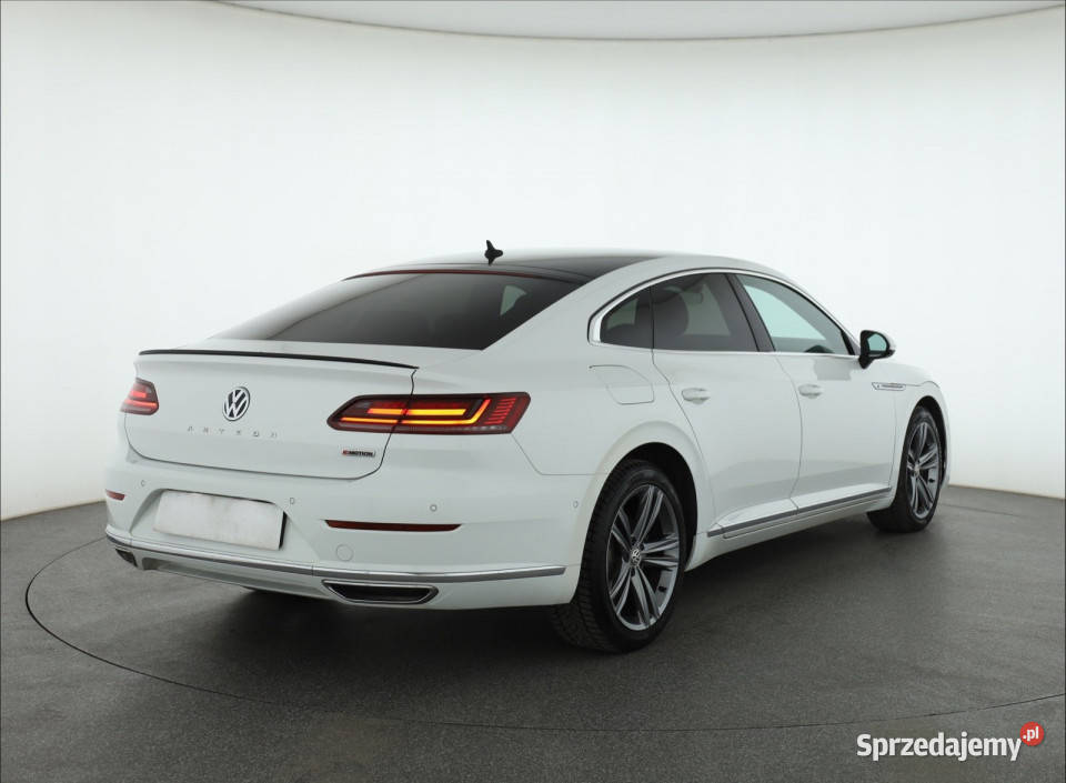 VW Arteon 20 TDI 4Motion hak