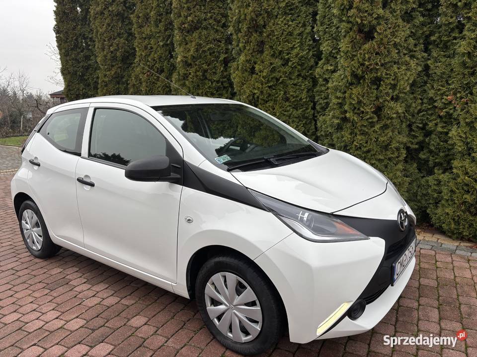 Bezwypadkowa Toyota pierwszego właściciela Aygo Motoryzacja Mogilno sprzedam