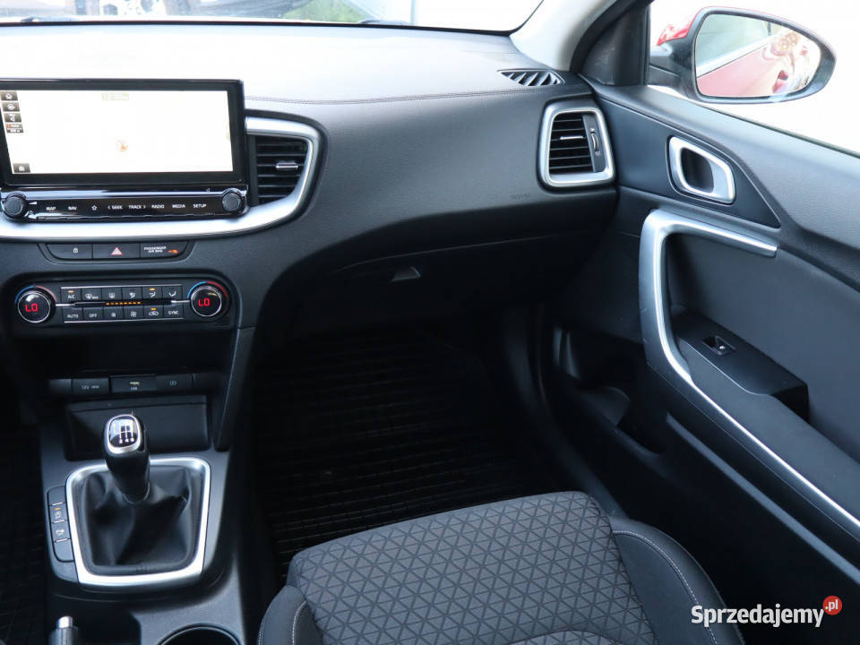 Kia Ceed 16 CRDi nieuszkodzony Katowice
