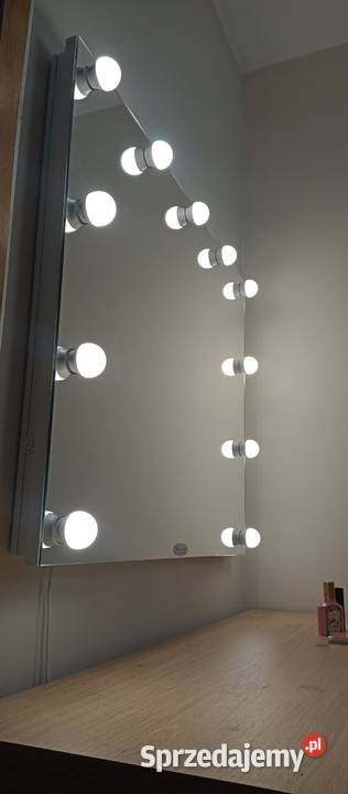 Lustro do wizażu STYLE Tafla 9075 11żarówek LED Nowy Targ sprzedam