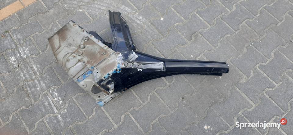 Słupek przedni prawy bmw x1 sprzedam