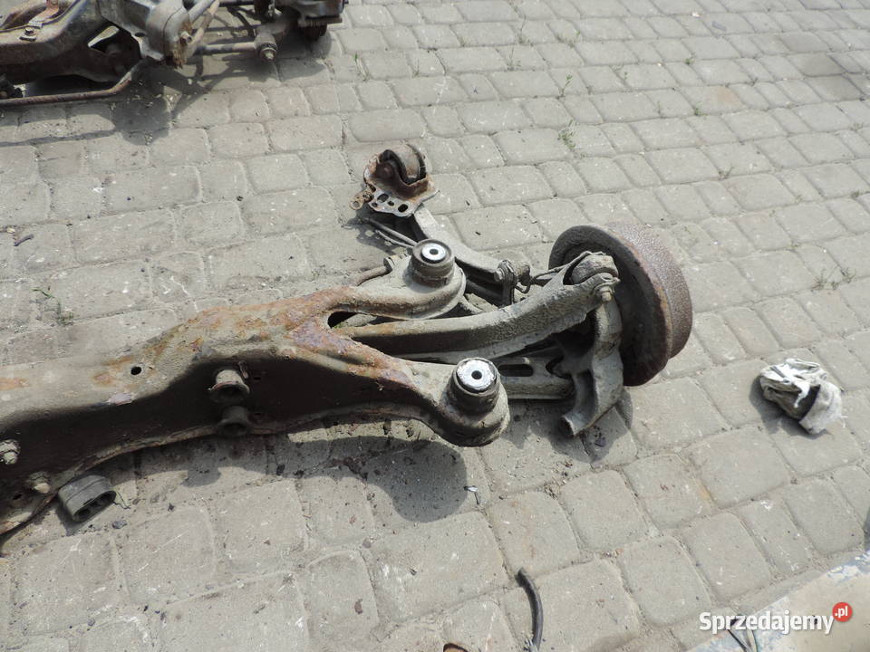 OPEL VECTRA B SEDAN SANKI TRAWERS TYŁ OŚ TYLNA małopolskie