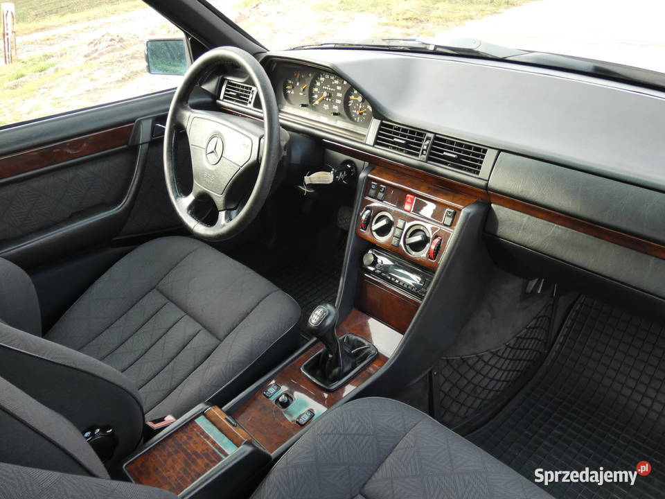Mercedes W124 E200 Zaleszany