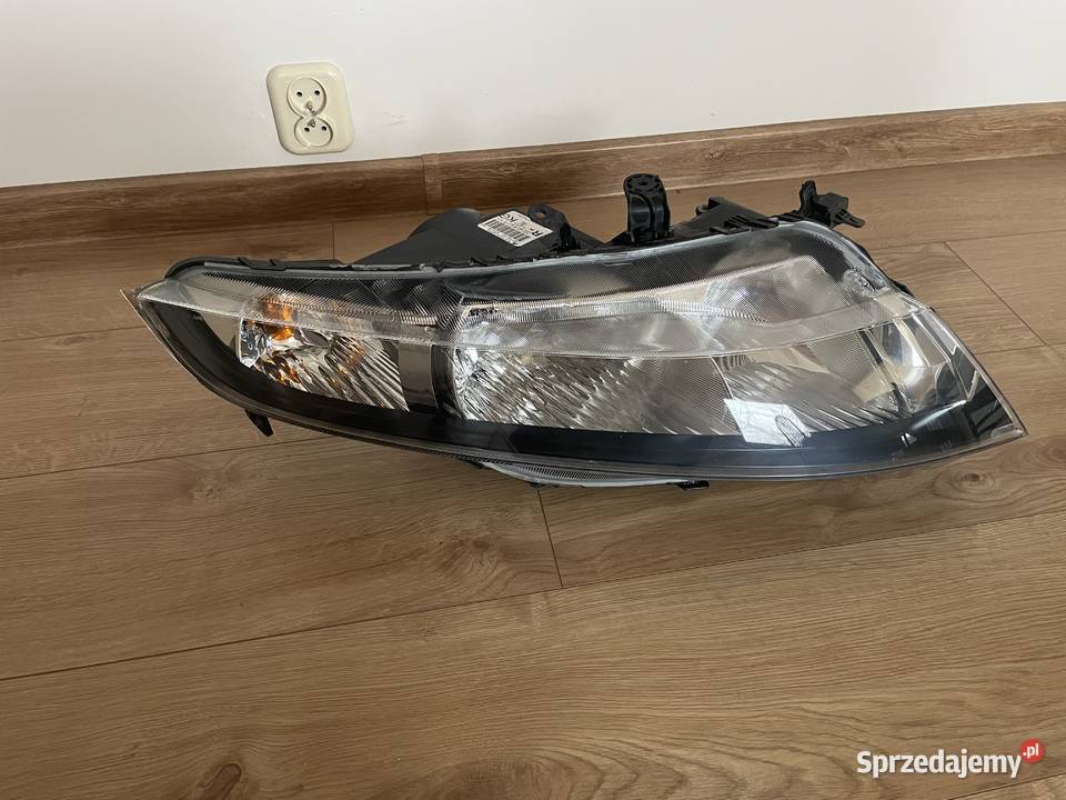 Lampa reflektor Honda Civic Ufo 2007 r ksenon Zduńska Wola sprzedam