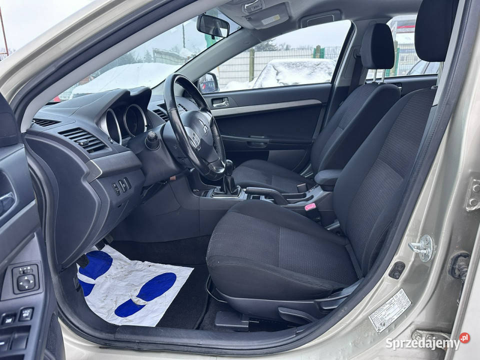 Mitsubishi Lancer 15 benzynaBogata Warszawa