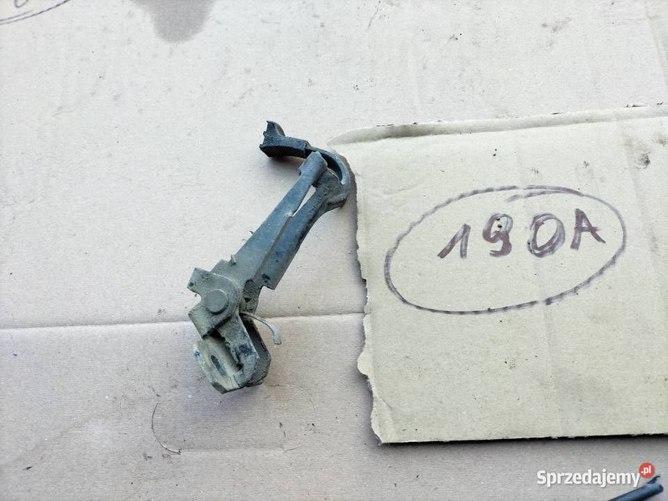 AUDI 80B4 80 B4 ZAMEK MASKI RYGIEL Kamień-Kolonia sprzedam