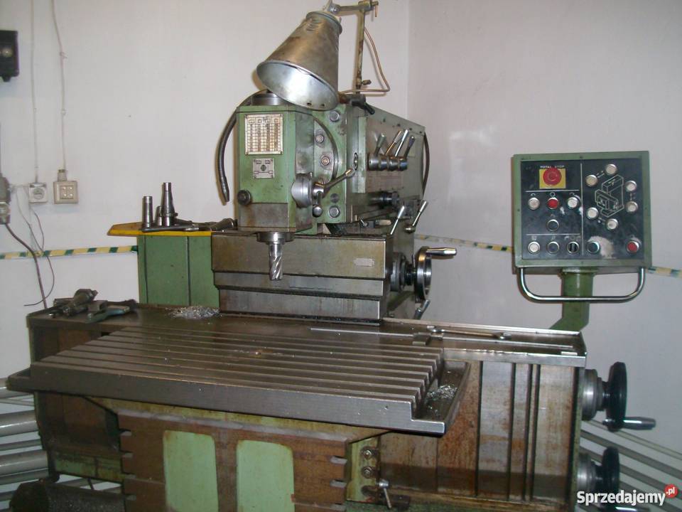 Frezarka narzędziowa TOS FNGJ 32