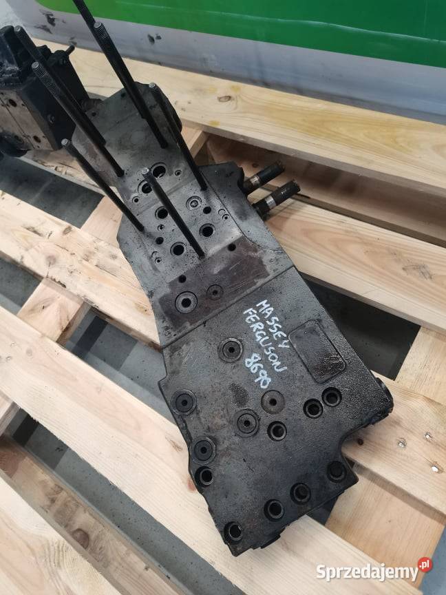 Rozdzielacz hydrauliczny Massey Ferguson 8670 Wilkowo