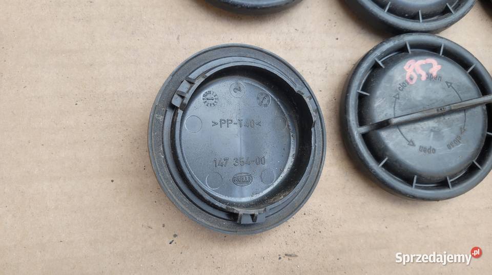 DEKIELEK ZAŚLEPKA REFLEKTORA LAMPY BMW FORD osobowe Ruda Śląska