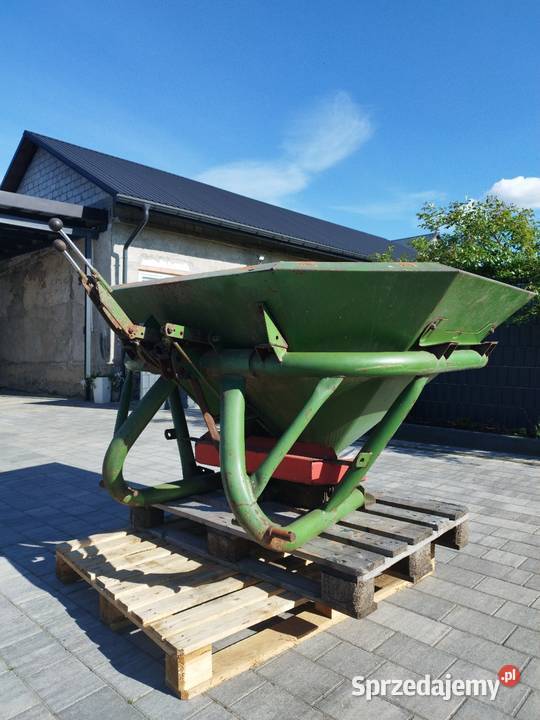 Rozsiewacz nawozów Amazone zaf 603 Amazone