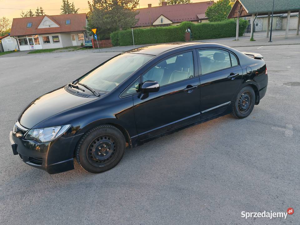 Honda Civic 8 VIII sedan 18 vtec LPG 2 komplety Kańczuga