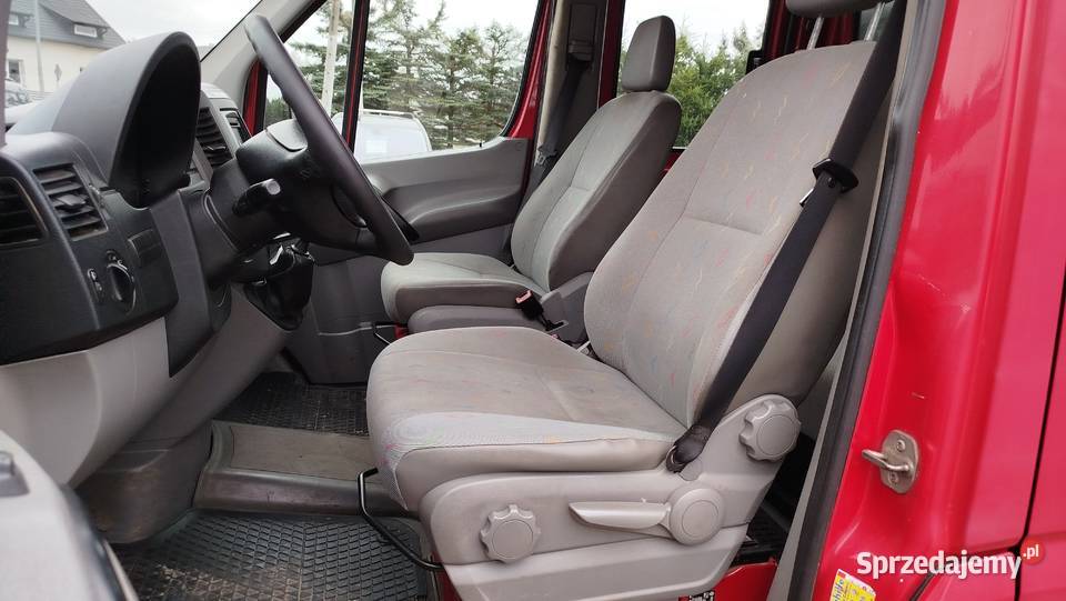 Vw Crafter Paka 275x210 Klimatyzacja 6 Miejsc światła przeciwmgłowe Samochody dostawcze Bytów