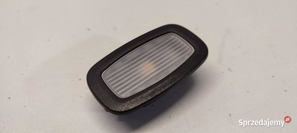 MERCEDES GLC W253 X253 LAMPKA KABINY A0009064306 Oświetlenie kabiny