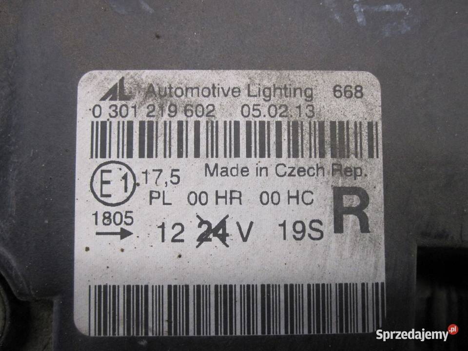 AUDI A4 B7 SLINE 07r lampa prawa przód
