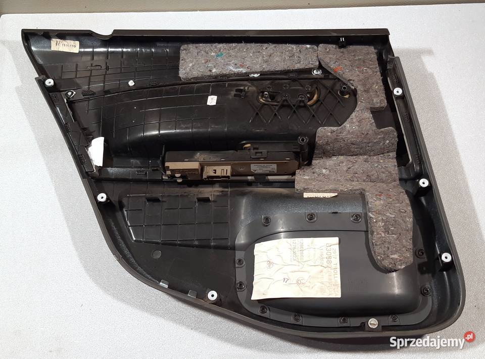 BOCZEK DRZWI PRAWY TYŁ SAAB 93 93 II 12802868 tapicerki samochodowe Mielęcin