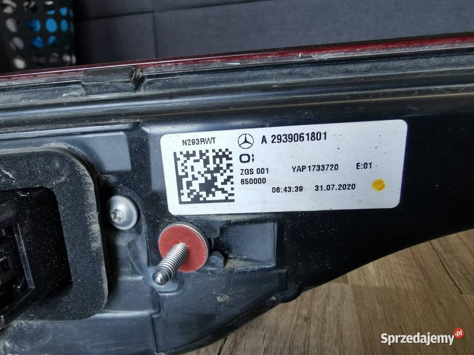 Blenda klapy MercedesBenz EQC 2019 2022 F dolnośląskie Świerzawa sprzedam
