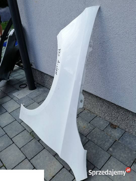 Mercedes a klasa błotnik lewy przód