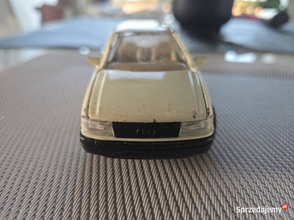 Samochodzik audi 80 b3 taxi dolnośląskie Legnica
