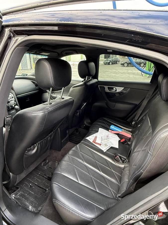Infiniti QX70 30d V6 2015 SUV Premium 121973km Koszalin sprzedam