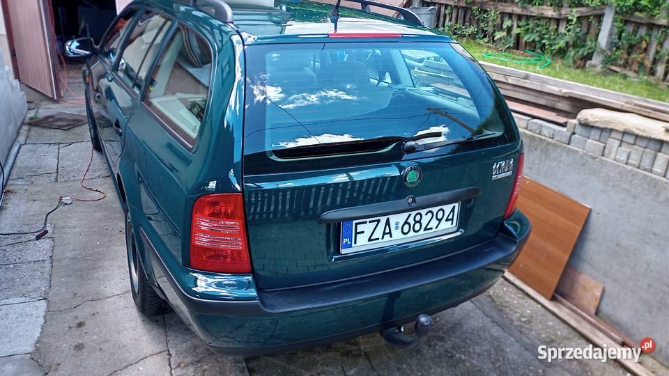 Sprzedam Skodę Octavię Kombi 16LX serwisowany w ASO Lubsko