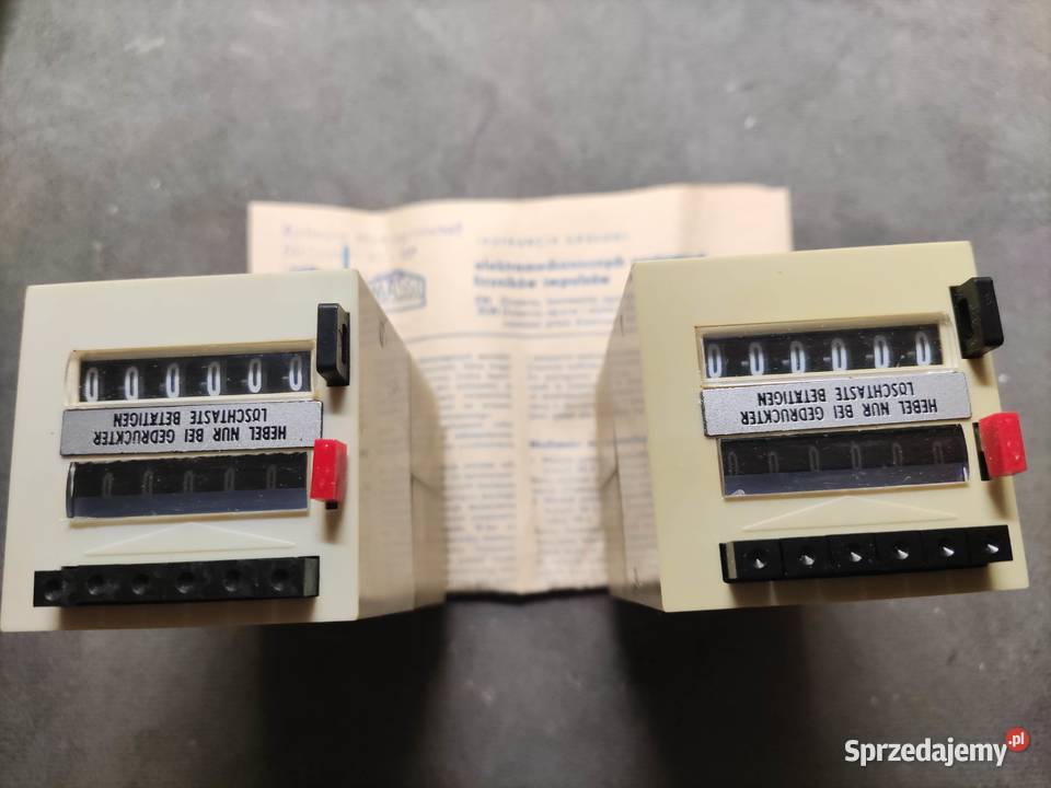 Elektromechaniczny nastawny licznik impulsów