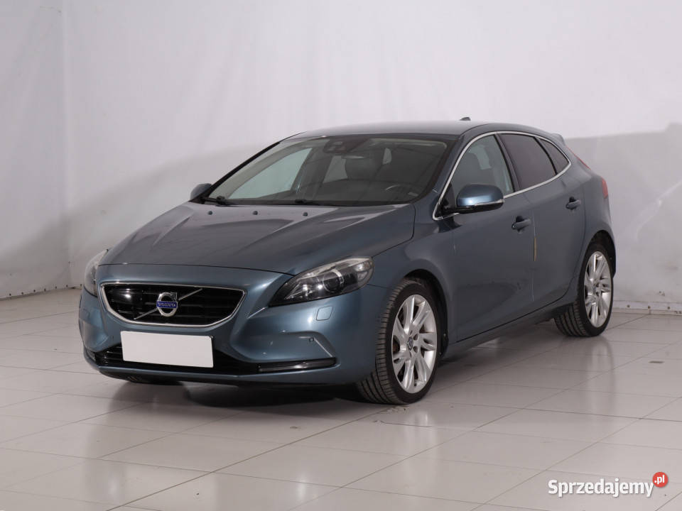 Volvo V40 20 D4