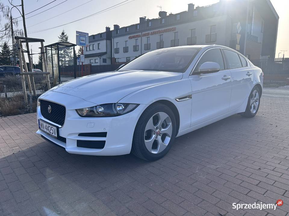Jaguar XE 2018 benzyna 250 nowy elektryczne szyby Borzęcin Duży