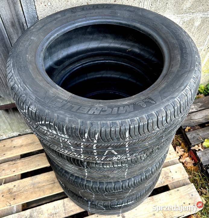 OPONY MICHELIN 235 55 R17 LATITUDE TOUR HP lato