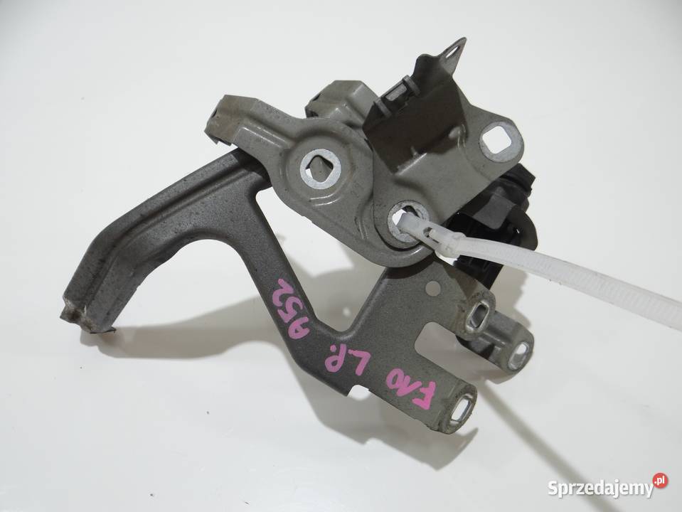 MOCOWANIE BŁOTNIKA LEWY PRZÓD BMW F10 A52