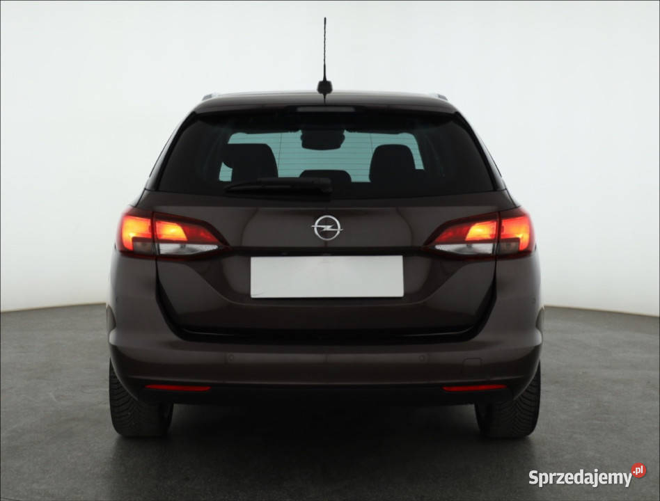 Opel Astra 14 T Piaseczno