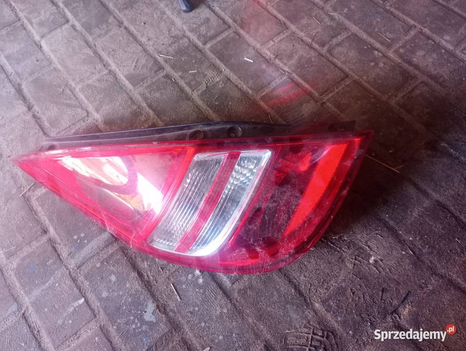 lampy tylne lewa prawa hiunda i30 Wieluń
