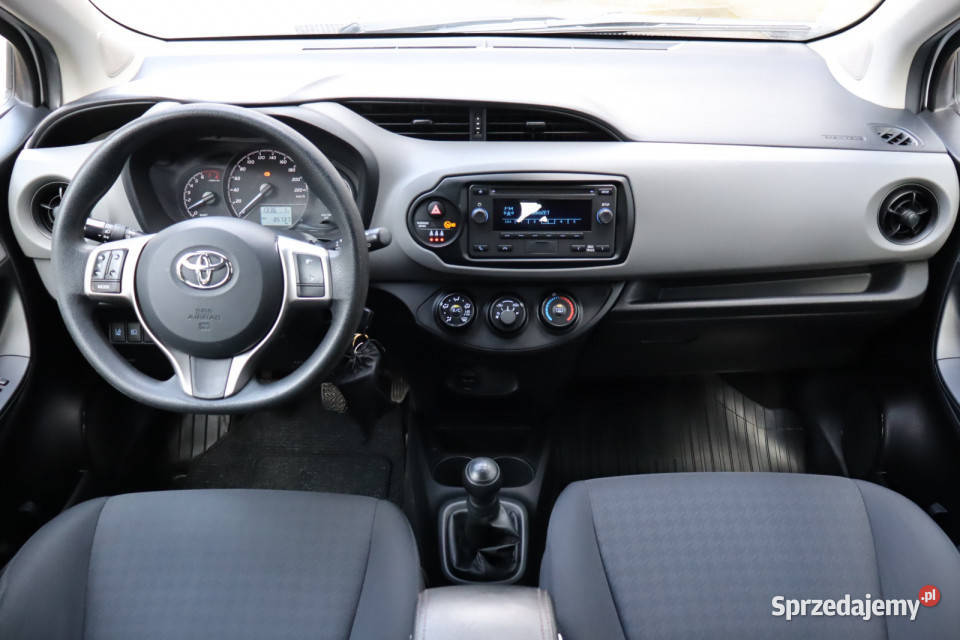Toyota Yaris 10 VVTi ABS Zabrze