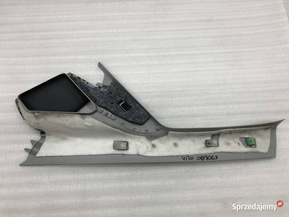 OSŁONA SŁUPKA LEWY PRZÓD MERCEDES VITO W639 Osłony i zaślepki