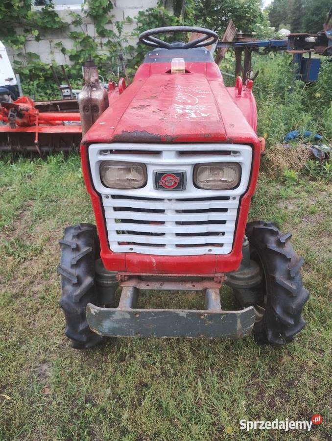 Japoński mini traktorek 4x4 Yanmar 1401D 14 Skrzynia biegów Manualna Słowiki Stare