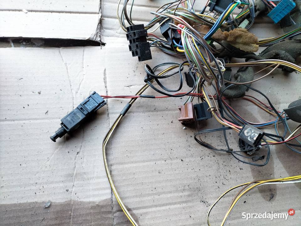 GOLF 2 JETTA 2 13B INSTALACJA WIĄZKA ELEKTRYCZNA Kamień-Kolonia sprzedam